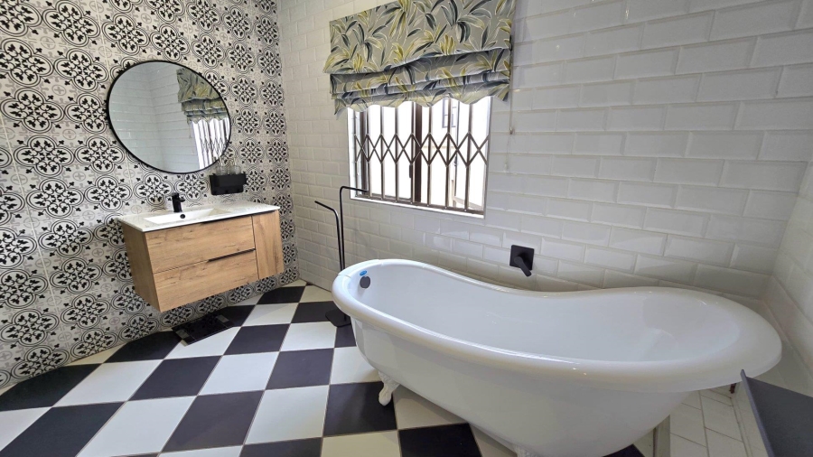 0 Bedroom Property for Sale in Radiokop Gauteng