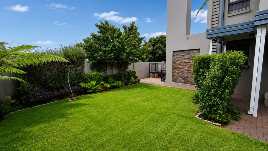 3 Bedroom Property for Sale in Radiokop Gauteng
