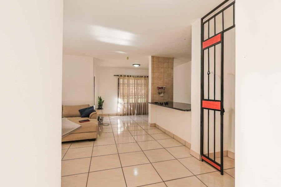To Let 4 Bedroom Property for Rent in Equestria Gauteng