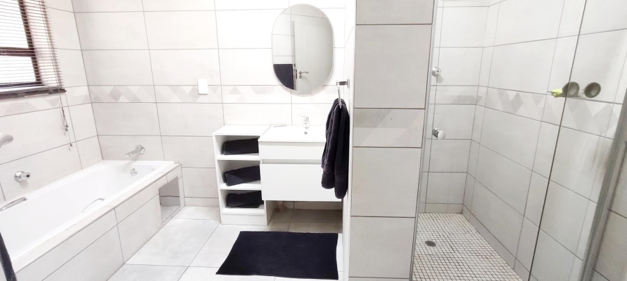 3 Bedroom Property for Sale in Newlands Gauteng
