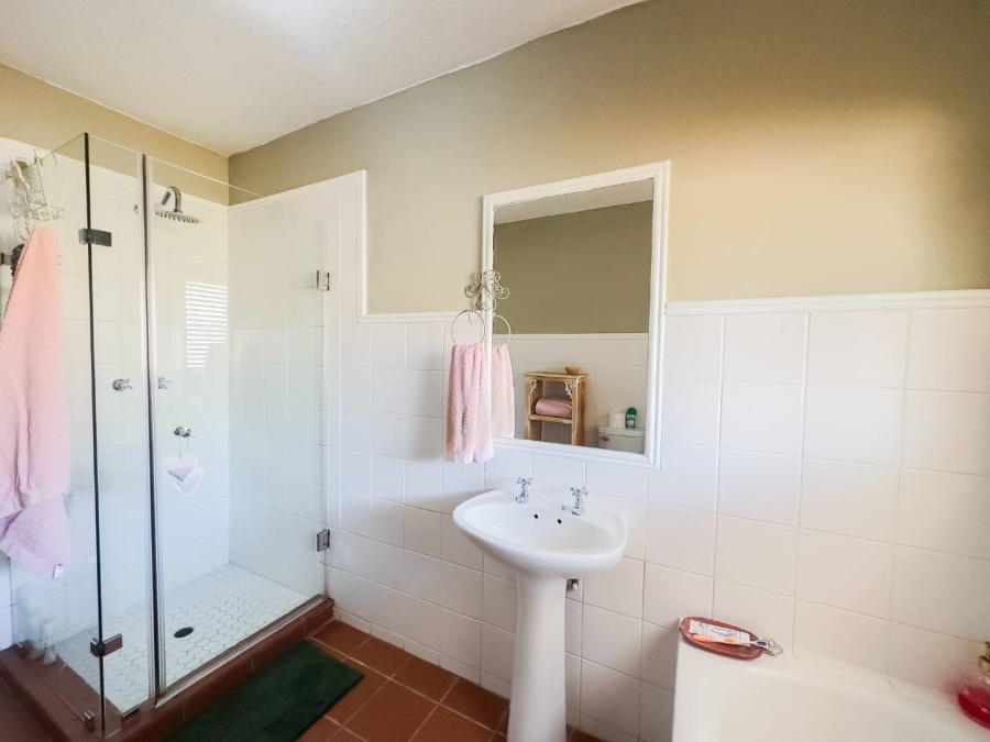 2 Bedroom Property for Sale in Equestria Gauteng