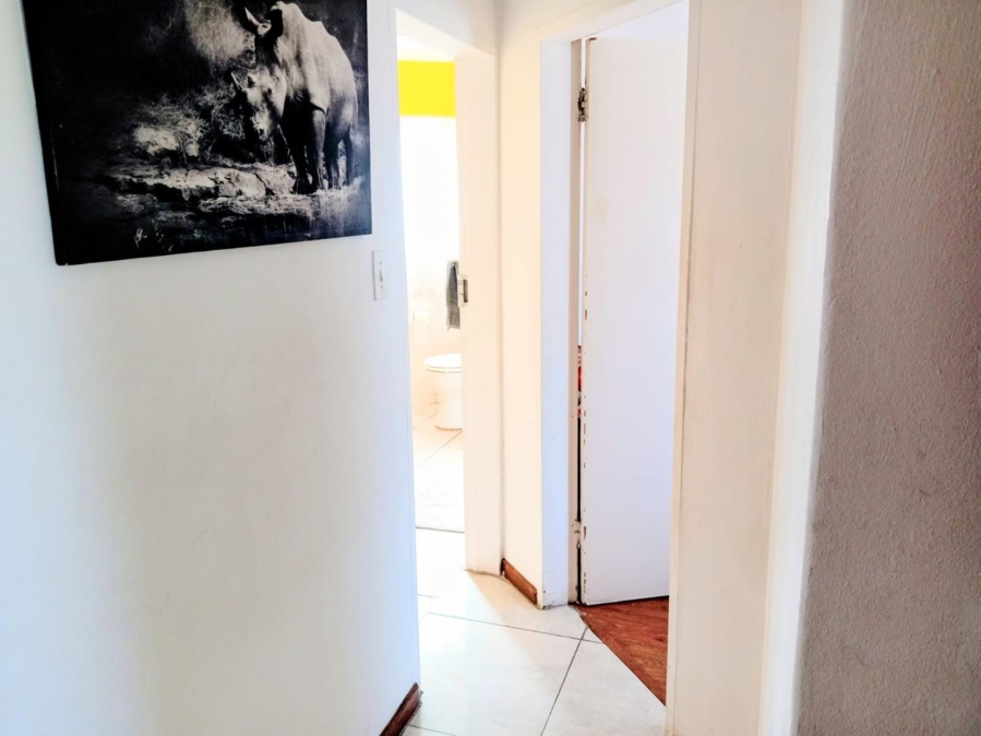 2 Bedroom Property for Sale in Dorandia Gauteng