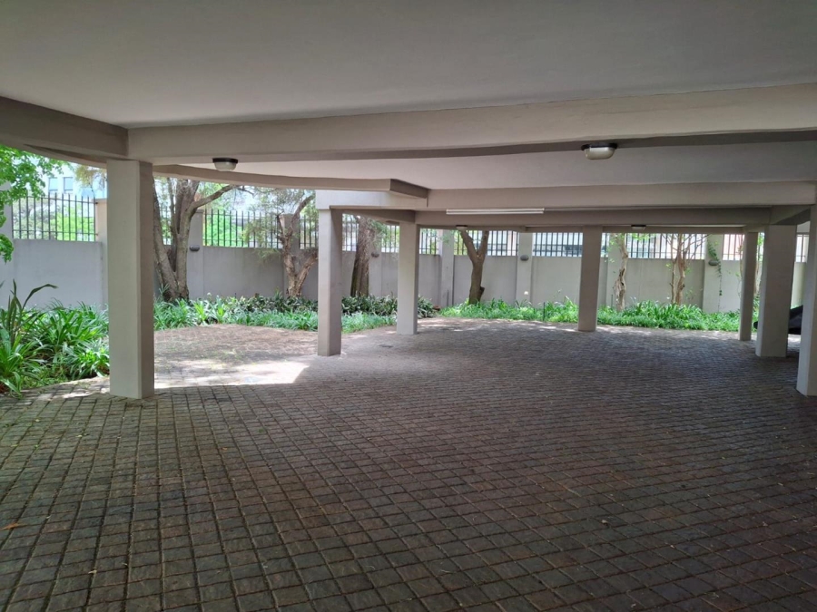 To Let 2 Bedroom Property for Rent in Melrose North Gauteng
