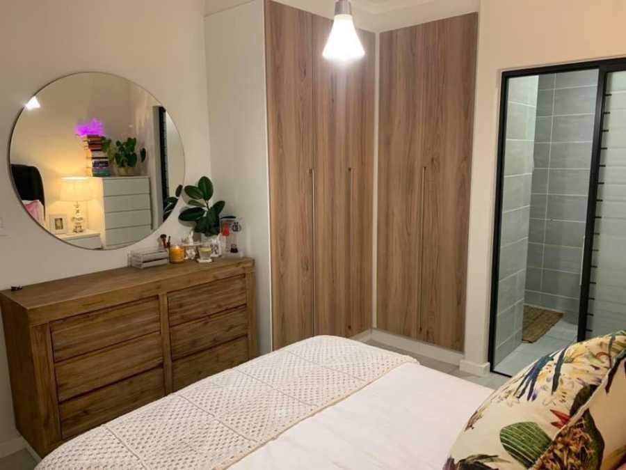 1 Bedroom Property for Sale in Waterfall Gauteng