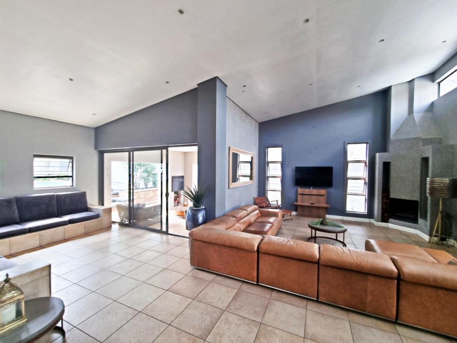 4 Bedroom Property for Sale in Silver Lakes Gauteng