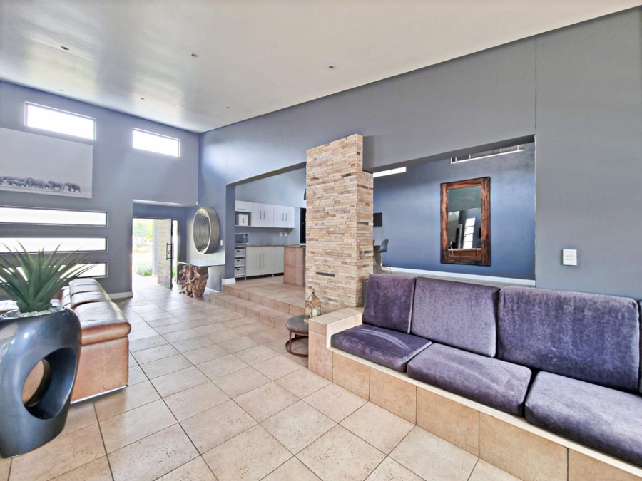 4 Bedroom Property for Sale in Silver Lakes Gauteng