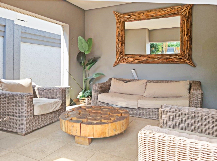 4 Bedroom Property for Sale in Silver Lakes Gauteng