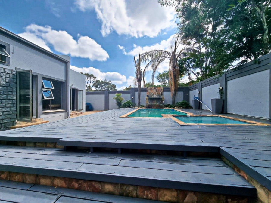 4 Bedroom Property for Sale in Silver Lakes Gauteng