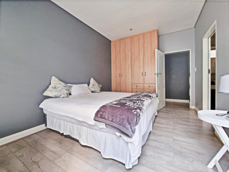 4 Bedroom Property for Sale in Silver Lakes Gauteng