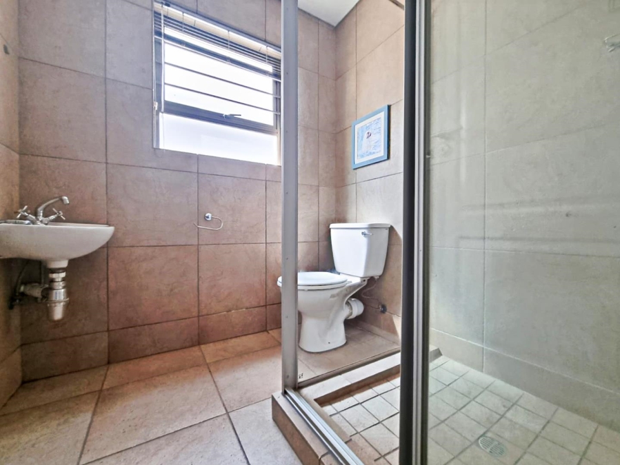 4 Bedroom Property for Sale in Silver Lakes Gauteng