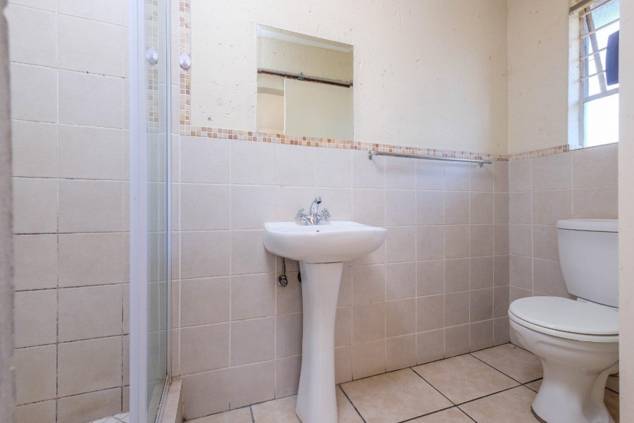 3 Bedroom Property for Sale in Buccleuch Gauteng