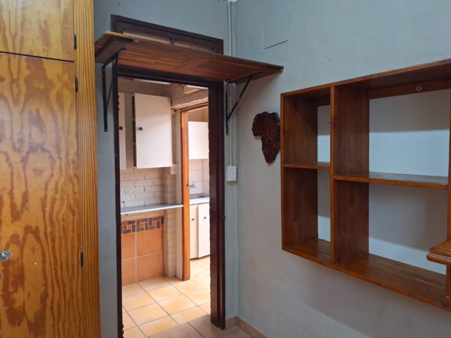 1 Bedroom Property for Sale in Discovery Gauteng