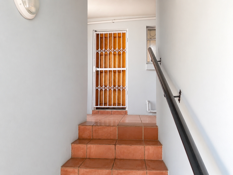2 Bedroom Property for Sale in Northcliff Gauteng
