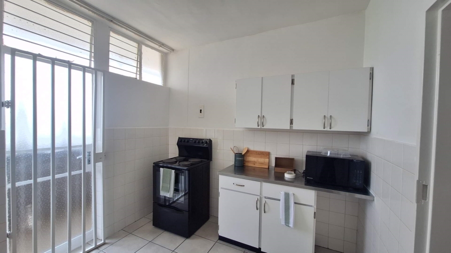 2 Bedroom Property for Sale in Constantia Kloof Gauteng