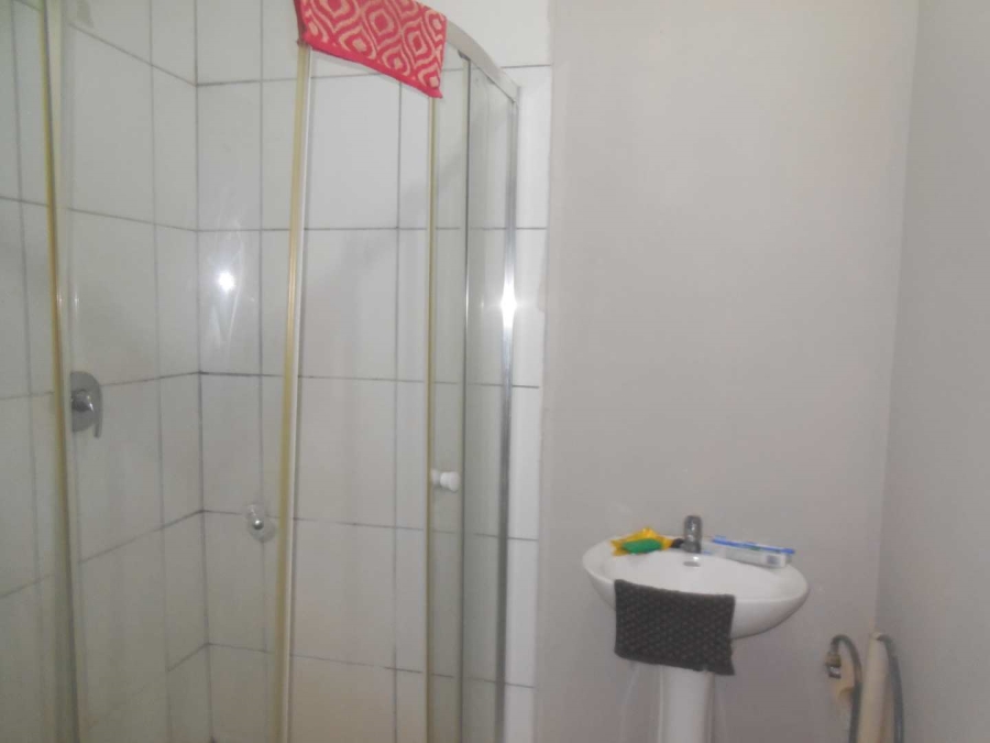 To Let 1 Bedroom Property for Rent in Silverton Gauteng