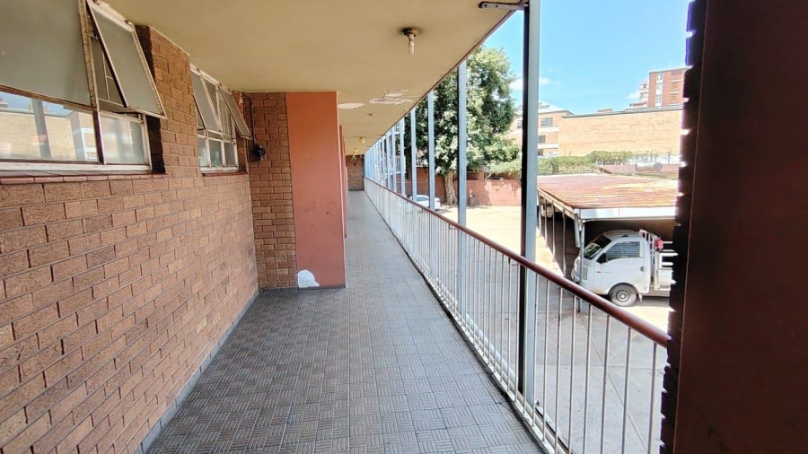 1 Bedroom Property for Sale in Sunnyside Gauteng