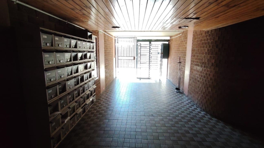 1 Bedroom Property for Sale in Sunnyside Gauteng