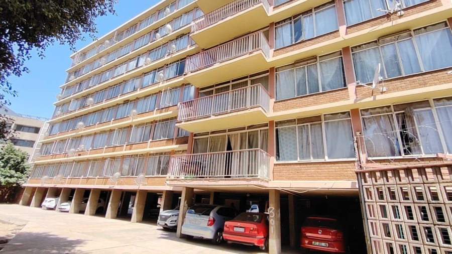 1 Bedroom Property for Sale in Sunnyside Gauteng