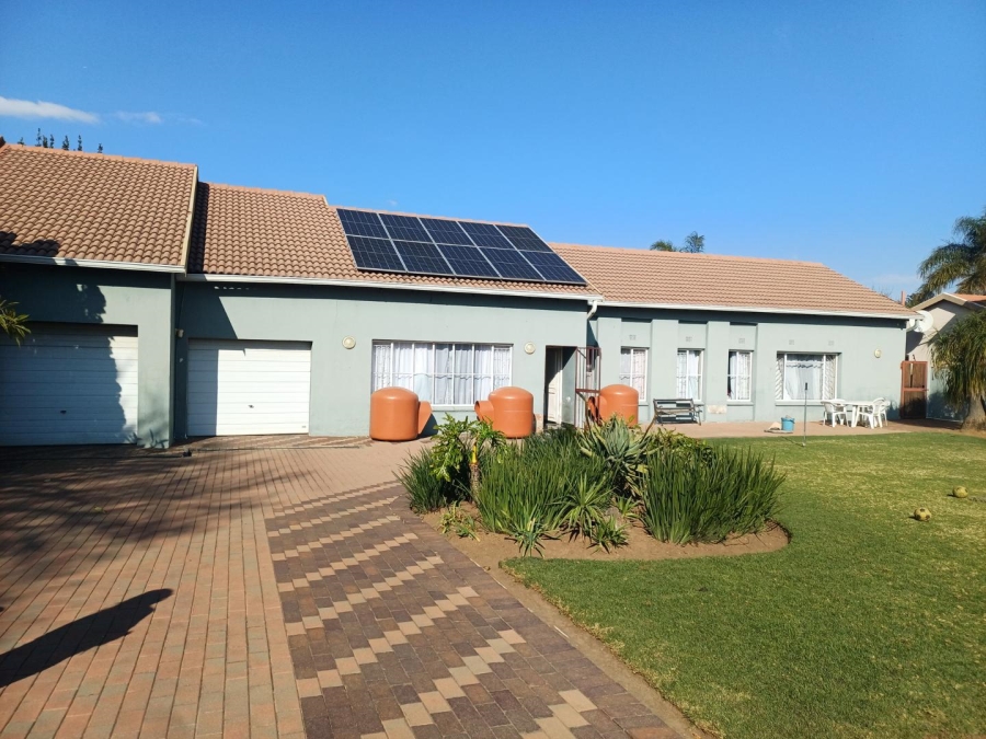 3 Bedroom Property for Sale in Van Riebeeck Park Gauteng