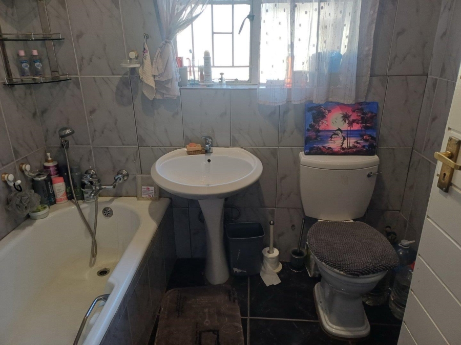 3 Bedroom Property for Sale in Van Riebeeck Park Gauteng