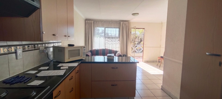 2 Bedroom Property for Sale in Verwoerdpark Gauteng
