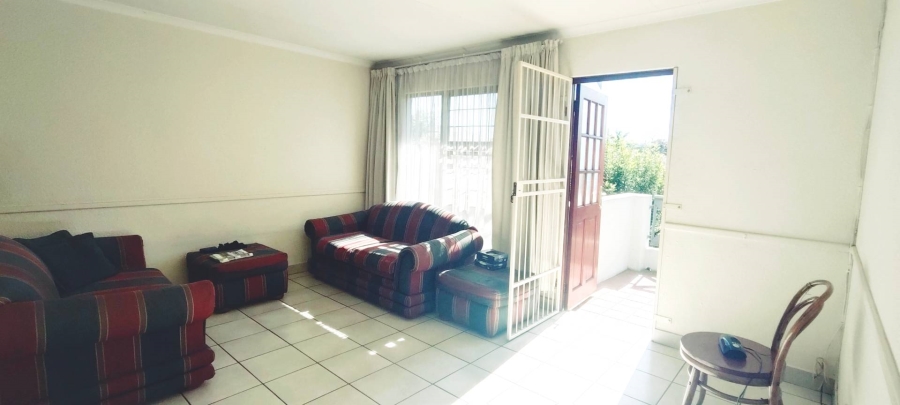2 Bedroom Property for Sale in Verwoerdpark Gauteng