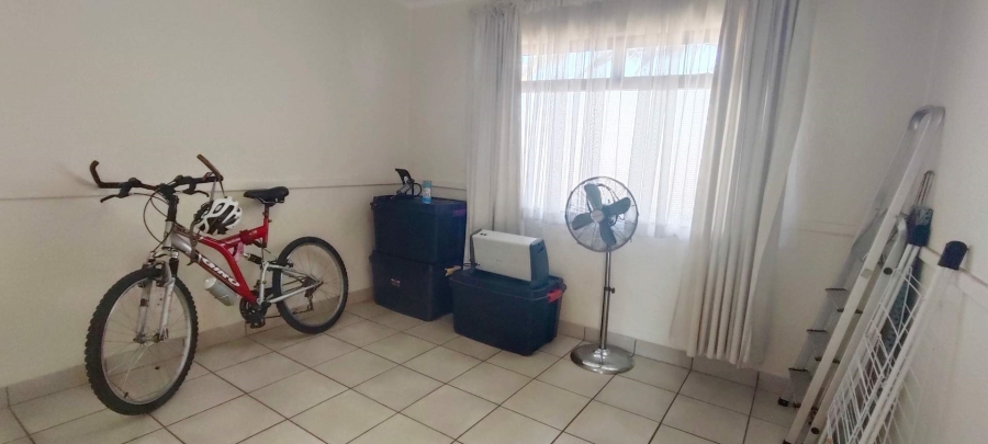 2 Bedroom Property for Sale in Verwoerdpark Gauteng