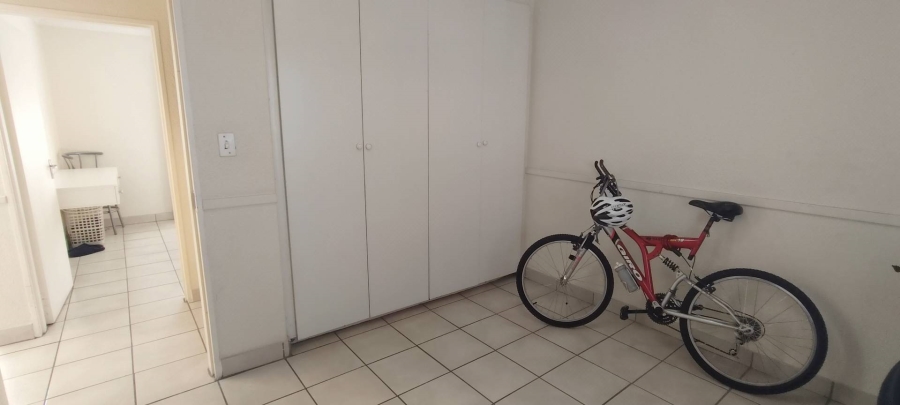 2 Bedroom Property for Sale in Verwoerdpark Gauteng