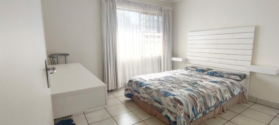 2 Bedroom Property for Sale in Verwoerdpark Gauteng