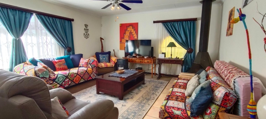 3 Bedroom Property for Sale in Brackendowns Gauteng