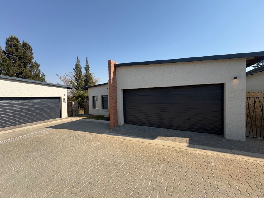 3 Bedroom Property for Sale in Kyalami Hills Gauteng