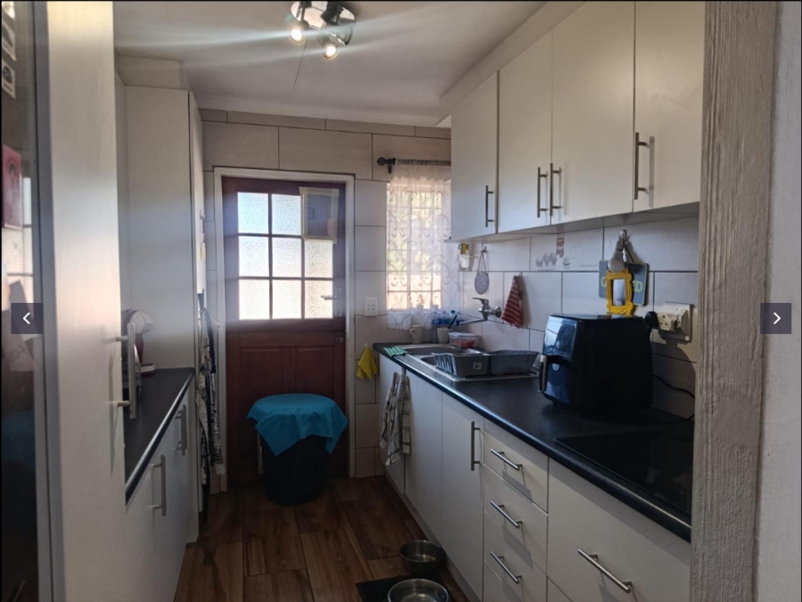 4 Bedroom Property for Sale in Brackenhurst Gauteng