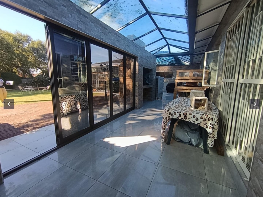 4 Bedroom Property for Sale in Brackenhurst Gauteng