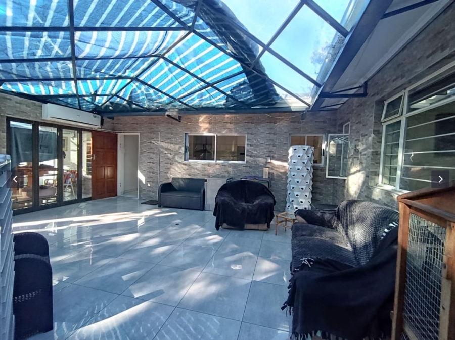 4 Bedroom Property for Sale in Brackenhurst Gauteng