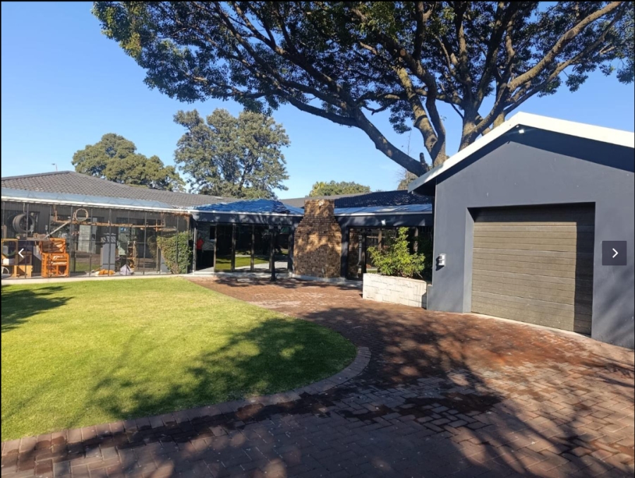 4 Bedroom Property for Sale in Brackenhurst Gauteng