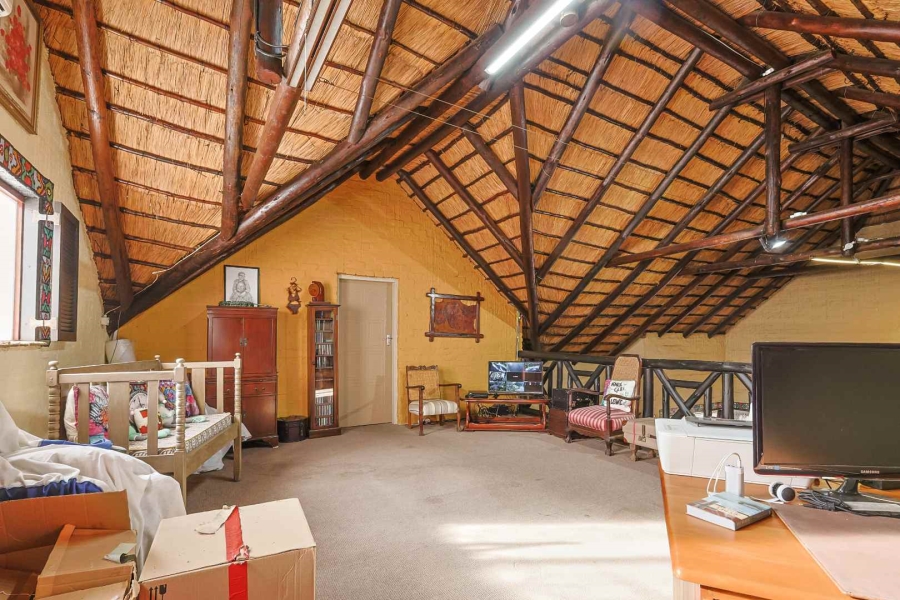 4 Bedroom Property for Sale in Wapadrand Gauteng