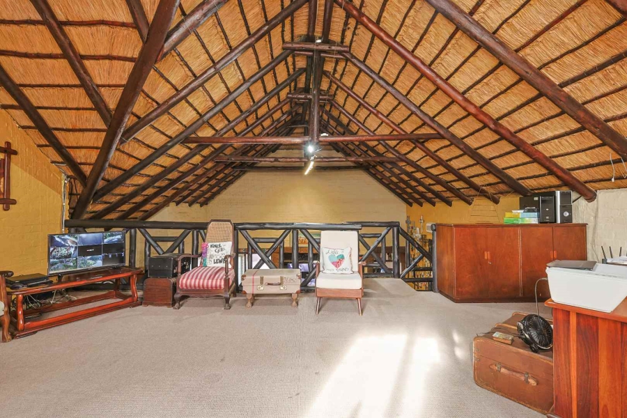 4 Bedroom Property for Sale in Wapadrand Gauteng