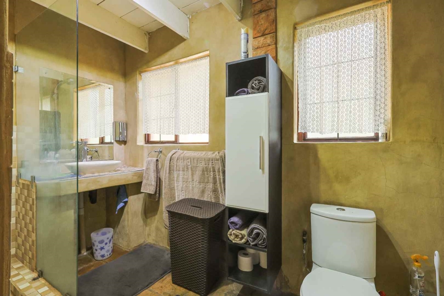 4 Bedroom Property for Sale in Wapadrand Gauteng