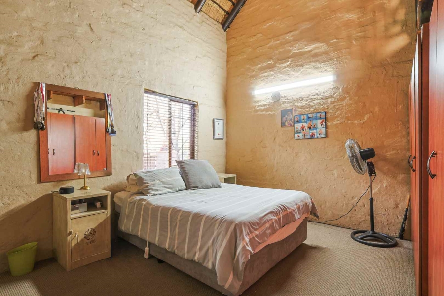 4 Bedroom Property for Sale in Wapadrand Gauteng