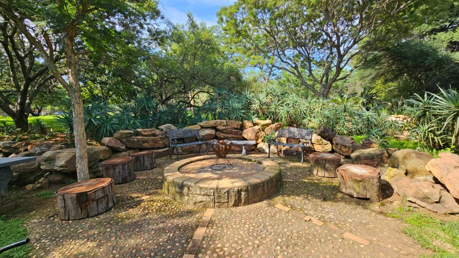 4 Bedroom Property for Sale in Wapadrand Gauteng