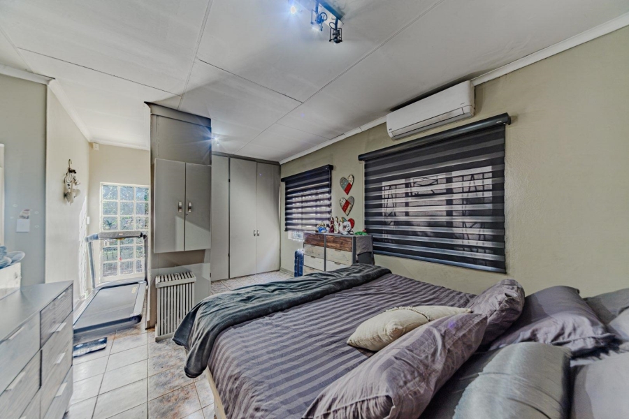 4 Bedroom Property for Sale in Rietondale Gauteng