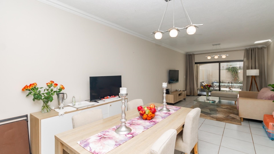 2 Bedroom Property for Sale in Melrose Estate Gauteng
