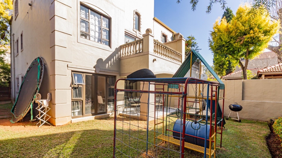 2 Bedroom Property for Sale in Melrose Estate Gauteng