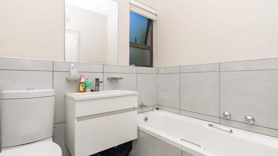 2 Bedroom Property for Sale in Melrose Estate Gauteng