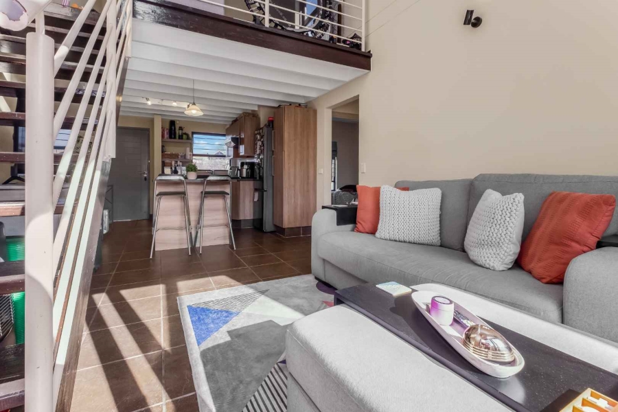2 Bedroom Property for Sale in Lonehill Gauteng