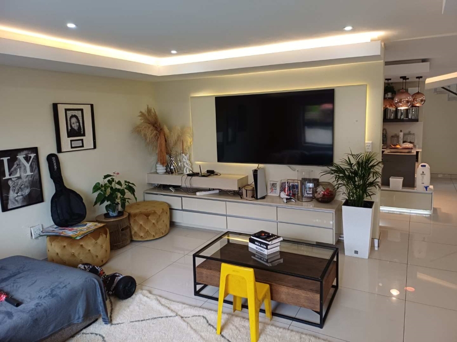4 Bedroom Property for Sale in Willowbrook Gauteng