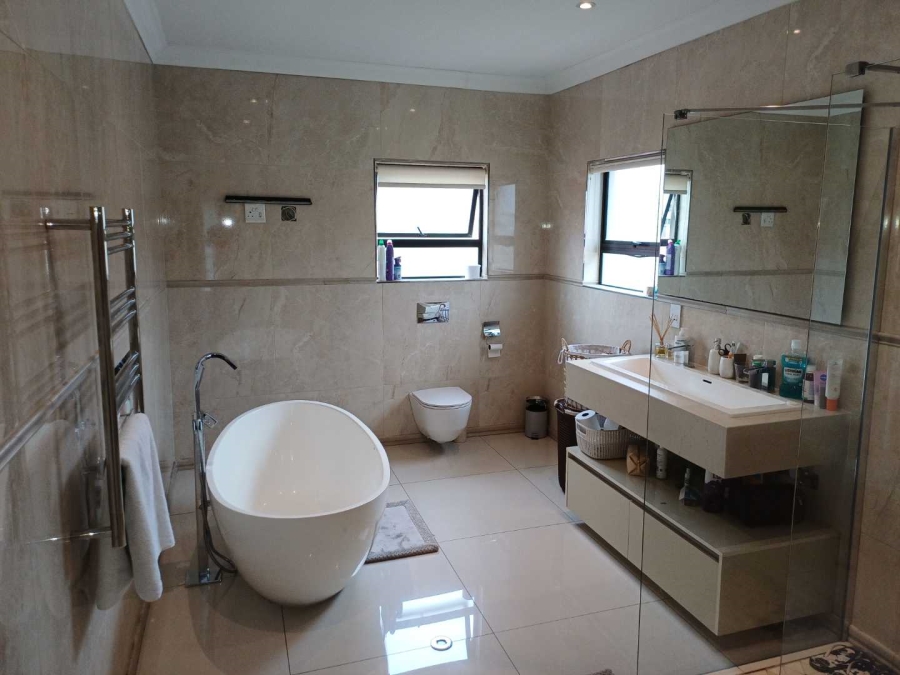 4 Bedroom Property for Sale in Willowbrook Gauteng