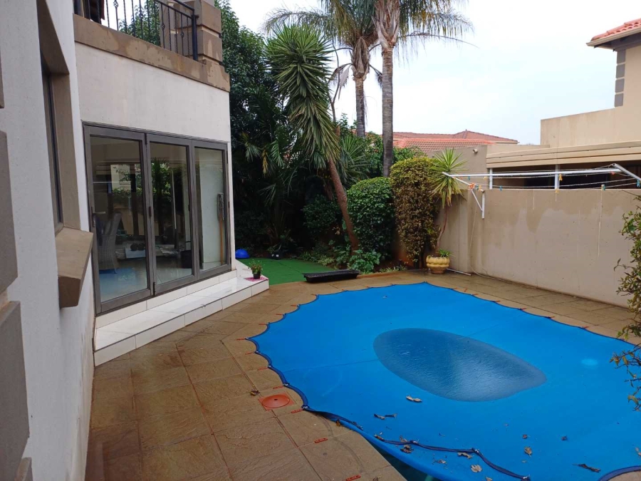 4 Bedroom Property for Sale in Willowbrook Gauteng