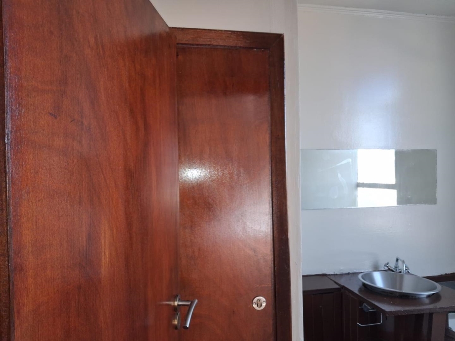 1 Bedroom Property for Sale in Johannesburg Central Gauteng