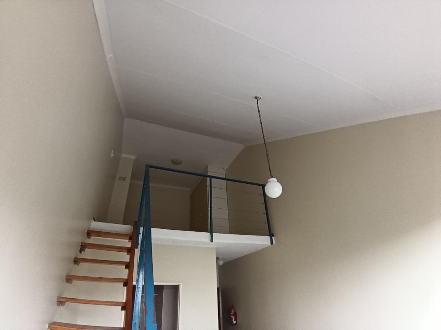 1 Bedroom Property for Sale in Hatfield Gauteng